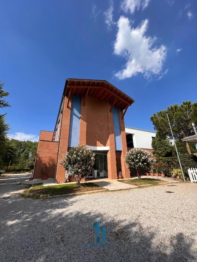 Hotel Due Torri Tempesta Noale Exterior foto